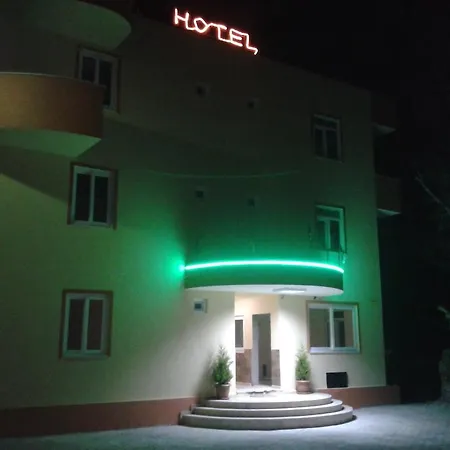 Hotel Gruen Kızılot