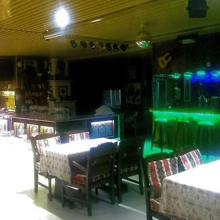 Grün Hotel 3*